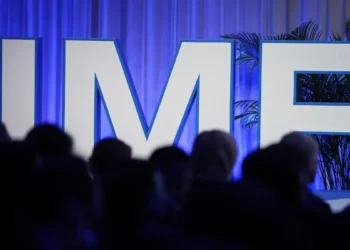 «Kαμπανάκι» ΔΝΤ για τα κρατικά χρέη – Ζητά μέτρα για τη διάσωση των προϋπολογισμών από το υψηλό κόστος δανεισμού