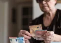 Συντάξεις 2027: Αυξήσεις κάτω από 2,8% για όσους έχουν προσωπική διαφορά – Αναλυτικά παραδείγματα