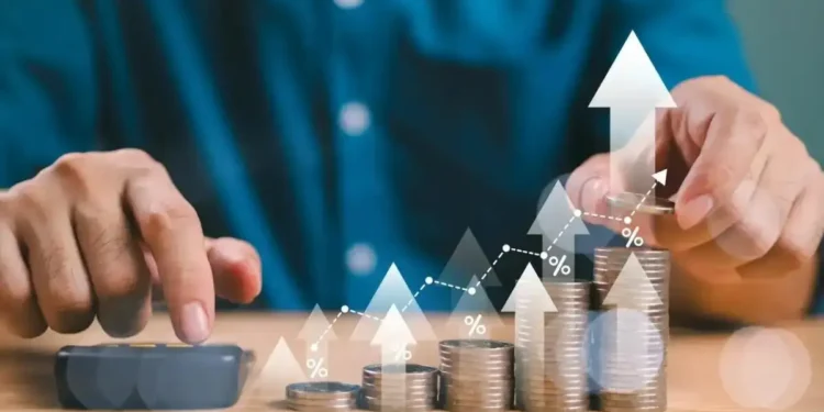 Αυξήσεις μισθών 30% από το 2019 – Τι δείχνουν στοιχεία από το προσχέδιο του προϋπολογισμού