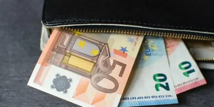 Σε έναν χρόνο η απαλλαγή από τα χρέη της πτώχευσης – Ποιες οφειλές εξαιρούνται