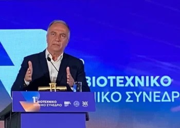 Οι τρεις άξονες του υπουργείου Ανάπτυξης για τη στήριξη των μικρομεσαίων επιχειρήσεων