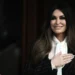 Daily Mail: Η Κίμπερλι Γκιλφόιλ προσπάθησε να εξαφανίσει δημοσιεύματα για απλήρωτο λογαριασμό εστιατορίου