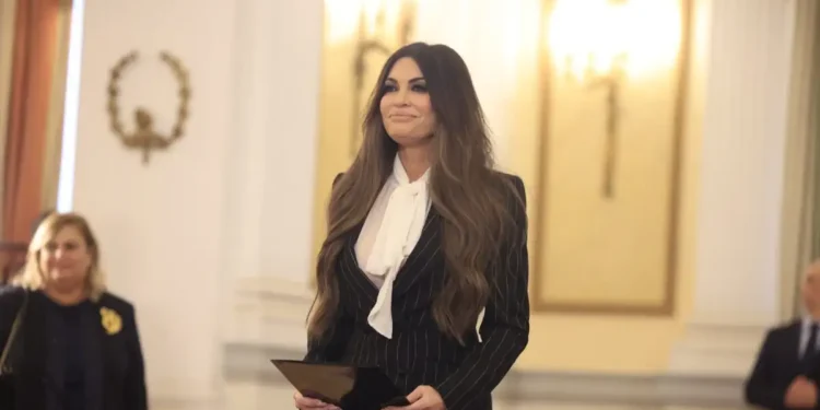 Η Κίμπερλι Γκιλφόιλ έμαθε από την τηλεόραση για την αποπομπή της – Το χρονικό και οι 4 πιθανοί διάδοχοι