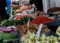 Ανοίγει ο δρόμος για λαϊκές αγορές το απόγευμα – Τι περιλαμβάνει το νέο πλαίσιο του ΥΠΑΝ