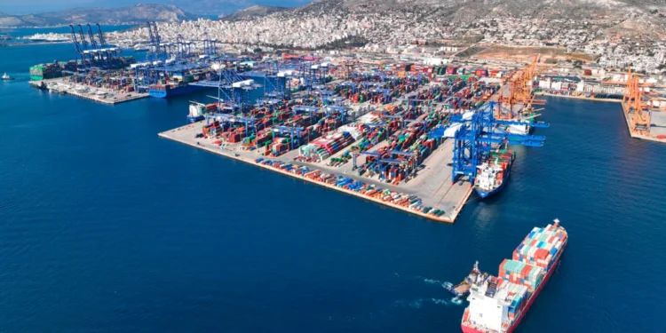 Άντεξε στις γεωπολιτικές πιέσεις ο Τερματικός Σταθμός Εμπορευματοκιβωτίων Πειραιά, ισχυρότερη κερδοφορία το 2025