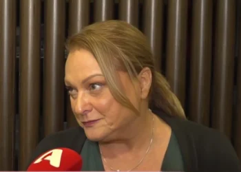 Ρένια Λουιζίδου: Δεν έχω ψάξει τον εαυτό μου στο διαδίκτυο, αν μπεις σε αυτή τη διαδικασία είναι ένα βαρέλι χωρίς πάτο