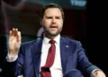 Τζέι ντι Βανς για Γκιλφόιλ: Κατάπτυστο αν κάποιος πουλάει πρόσβαση στον Λευκό Οίκο, θα πρέπει να υποστεί τις συνέπειες