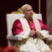 Πάπας Λέων ΙΔ’: Τι είναι το αδενοκαρκίνωμα του πνεύμονα με το οποίο διαγνώστηκε