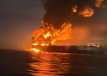 Σε ασφυκτικό κλοιό επιθέσεων η εμπορική ναυτιλία