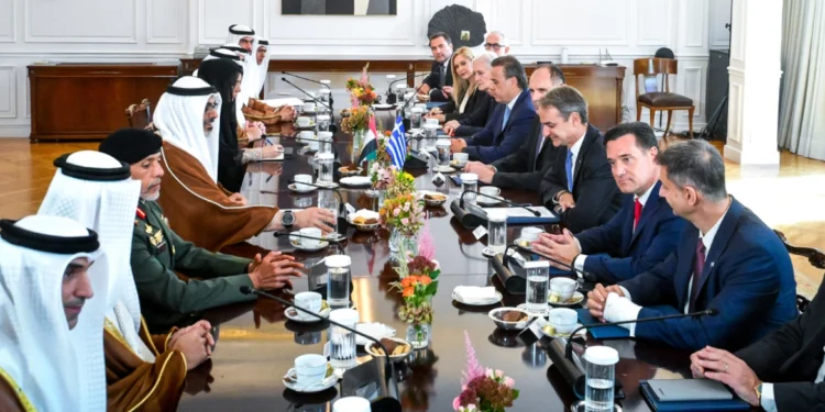 Τα 15 deals για Ελλάδα και Εμιράτα: Από τις επενδύσεις και τις υποδομές έως τα τρόφιμα και την άμυνα
