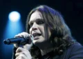 Ozzy Osbourne: «Οι γιατροί έλεγαν ότι η τελευταία του συναυλία θα τον σκότωνε» αποκαλύπτει η χήρα του