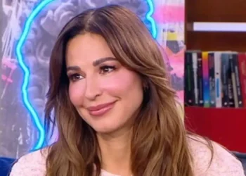 Κατερίνα Παπουτσάκη: «Δεν έχει συμβεί ποτέ να είμαι τόσο καιρό μόνη μου, είναι πολύ ωραίο»