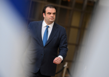 Συνάντηση ΕΕ – Κίνας στην Μπανγκόκ: Συμφωνία για τακτικό διάλογο σε μακροοικονομικά ζητήματα