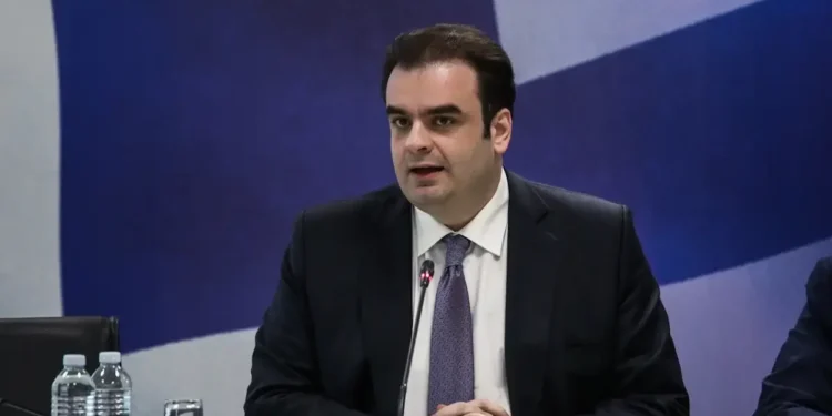 Στην Μπανγκόκ ο Πιερρακάκης για τη Σύνοδο του ΔΝΤ – Συζήτηση με την Γκεοργκίεβα για το μέλλον της παγκόσμιας οικονομίας