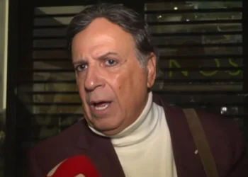 Χάρης Ρώμας για Αγγελική Ηλιάδη: Έχω φίλους του ίδιου φύλου που μεγαλώνουν παιδιά σε άριστες συνθήκες
