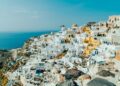 Στα «κάγκελα» οι επαγγελματίες της Σαντορίνης για τις ακτοπλοϊκές συνδέσεις του χειμώνα