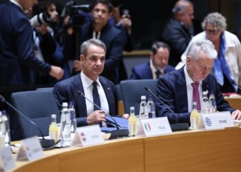 Η Σύνοδος των «27» άνοιξε τον δρόμο για στοχευμένα μέτρα κατά της ακρίβειας στην ενέργεια, ικανοποίηση στην Αθήνα