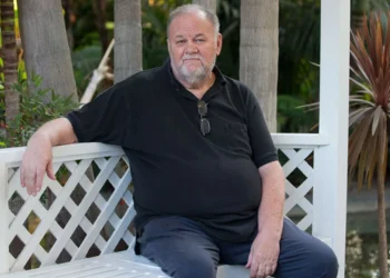 Σοκ με τον πατέρα της Μέγκαν Μαρκλ: Φωτογραφία φέρεται να τον δείχνει να κακοποιεί σεξουαλικά ανήλικη, το μυστηριώδες γράμμα του 2018