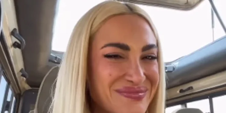Ιωάννα Τούνη: Το σαφάρι της influencer στην Κένυα και η στιγμή που βρέθηκε πολύ κοντά σε ένα λιοντάρι