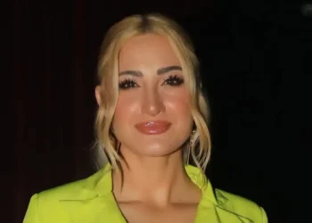 H Ιωάννα Τούνη έφτιαξε σοκολατόπιτα και απάντησε στα αρνητικά σχόλια με λόγια της Άντζελας Δημητρίου
