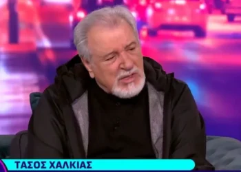 Τάσος Χαλκιάς: Ο Πέτρος Φιλιππίδης έπρεπε να είναι στο θέατρο – «Τι να φτιάξω καινούργιο σπίτι; Ούτε τα παιδιά μου θα μεγαλώσουν σε αυτό, ούτε αναμνήσεις θα έχω»