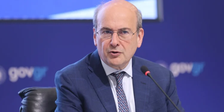 Χατζηδάκης: Απέναντι στη ΝΔ είναι σχήματα που δεν μπορούν να βρουν περπατησιά, να συμπληρώσουν ενδεκάδα – Τι είπε για το κόμμα Σαμαρά