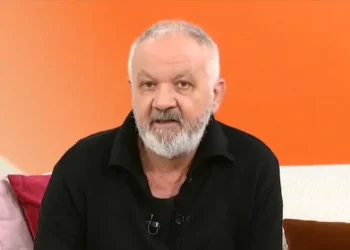 Χρήστος Θηβαίος: «Στην Ιταλία είχα καθηγητή τον Ουμπέρτο Έκο, μου άρεσε πολύ»