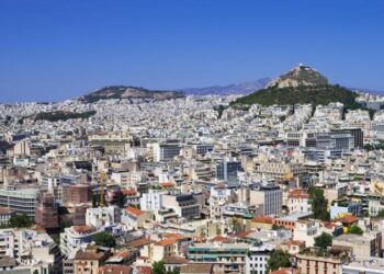 Πολεοδομικό ξεκαθάρισμα από το ΥΠΕΝ: Νέο παράθυρο για αυθαίρετα και αλλαγές σε ακίνητα και άδειες